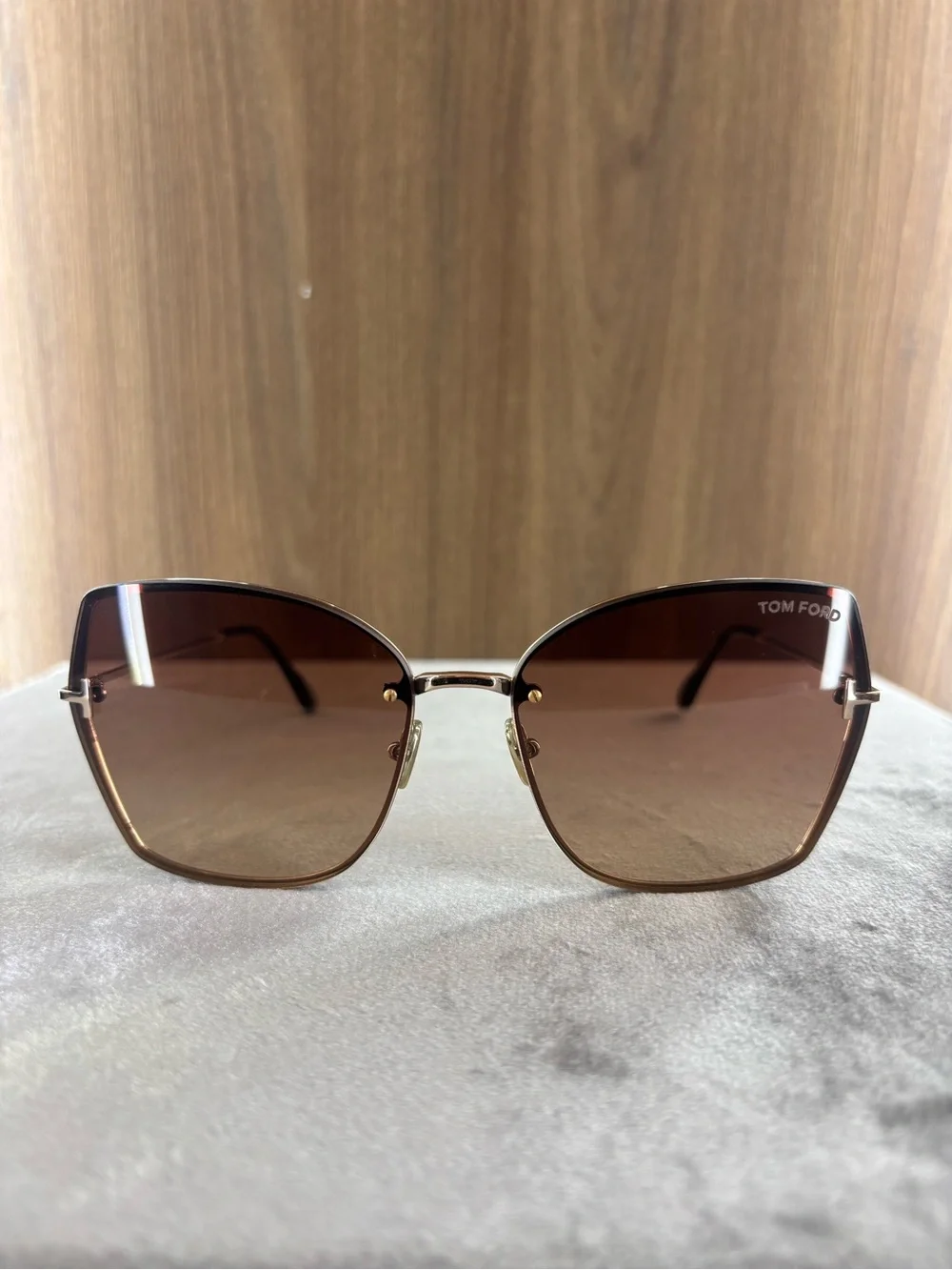 Tom Ford Nickie-02 TF1107 28F Sunglasses 62-16-140 New
